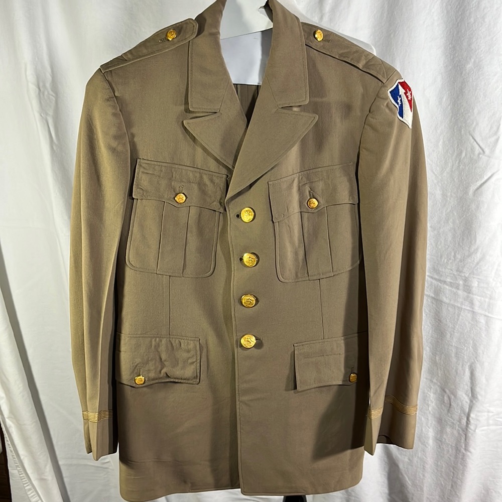 WWII Army Jacket ⭐️